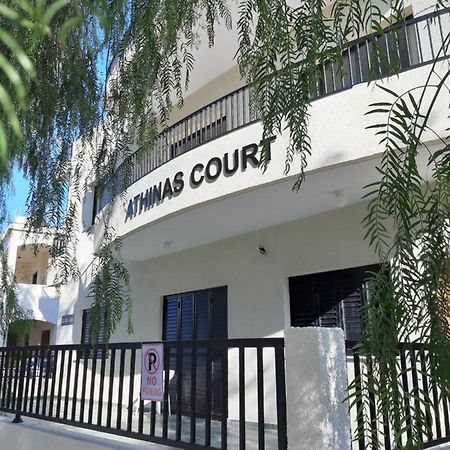 파포스 Athinas Court 아파트 호텔 외부 사진